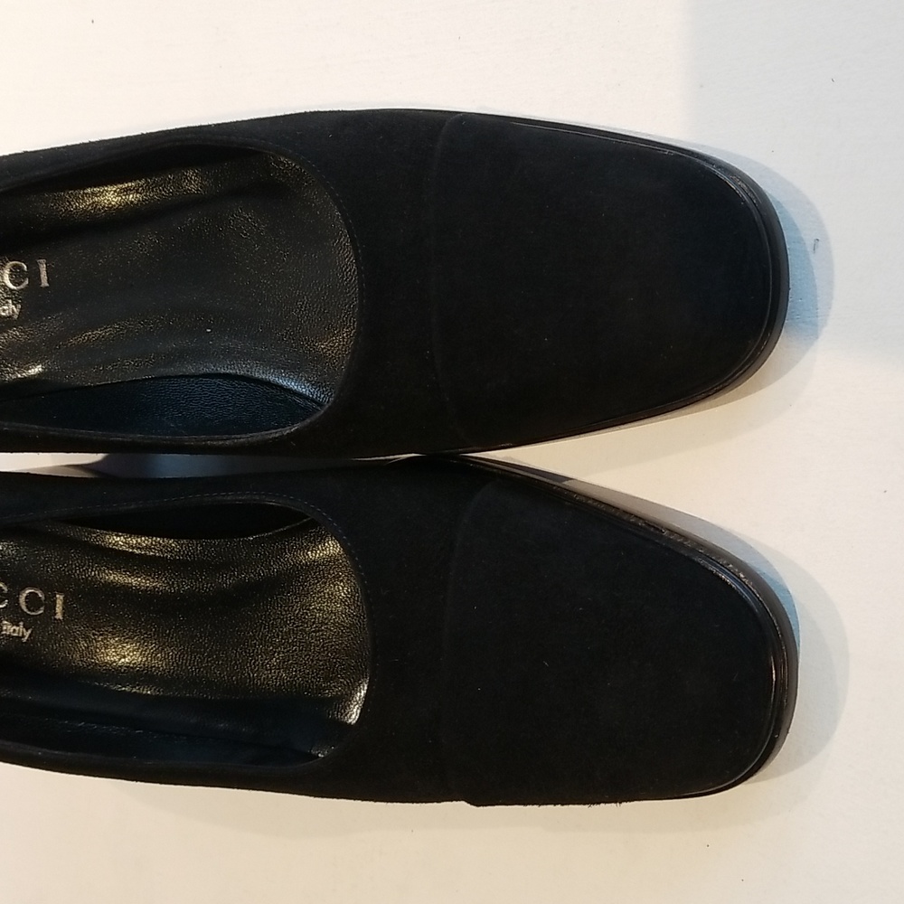 CUCCI  shoe black suide leather pumps with wood heels size 6 1/2 B